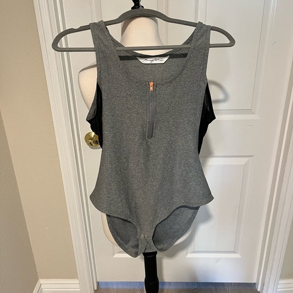 Gottex Tops - Gottex Sport Bodysuit with zipper front - NWOT